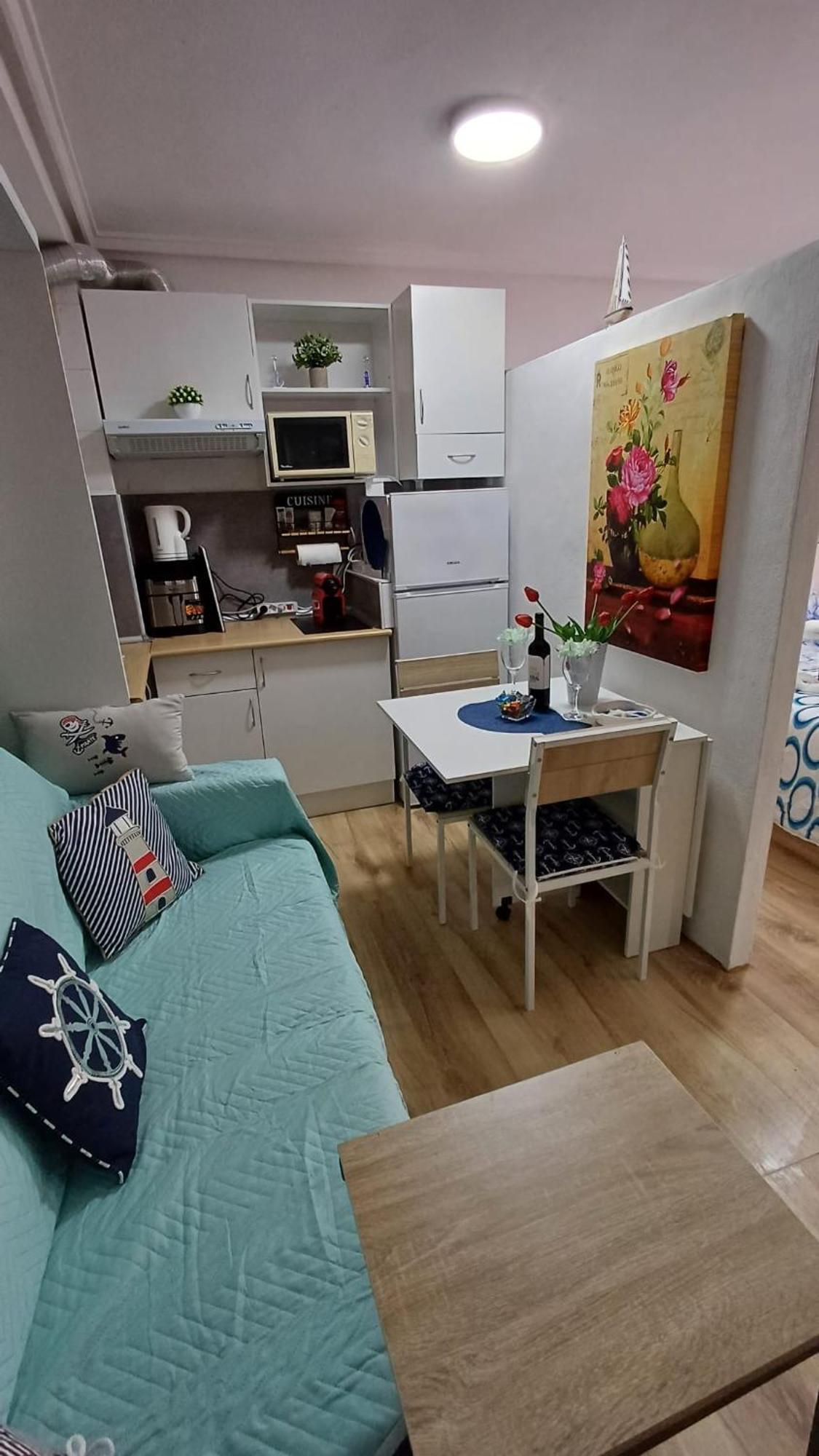 Alicante Postiguet Studios Екстер'єр фото