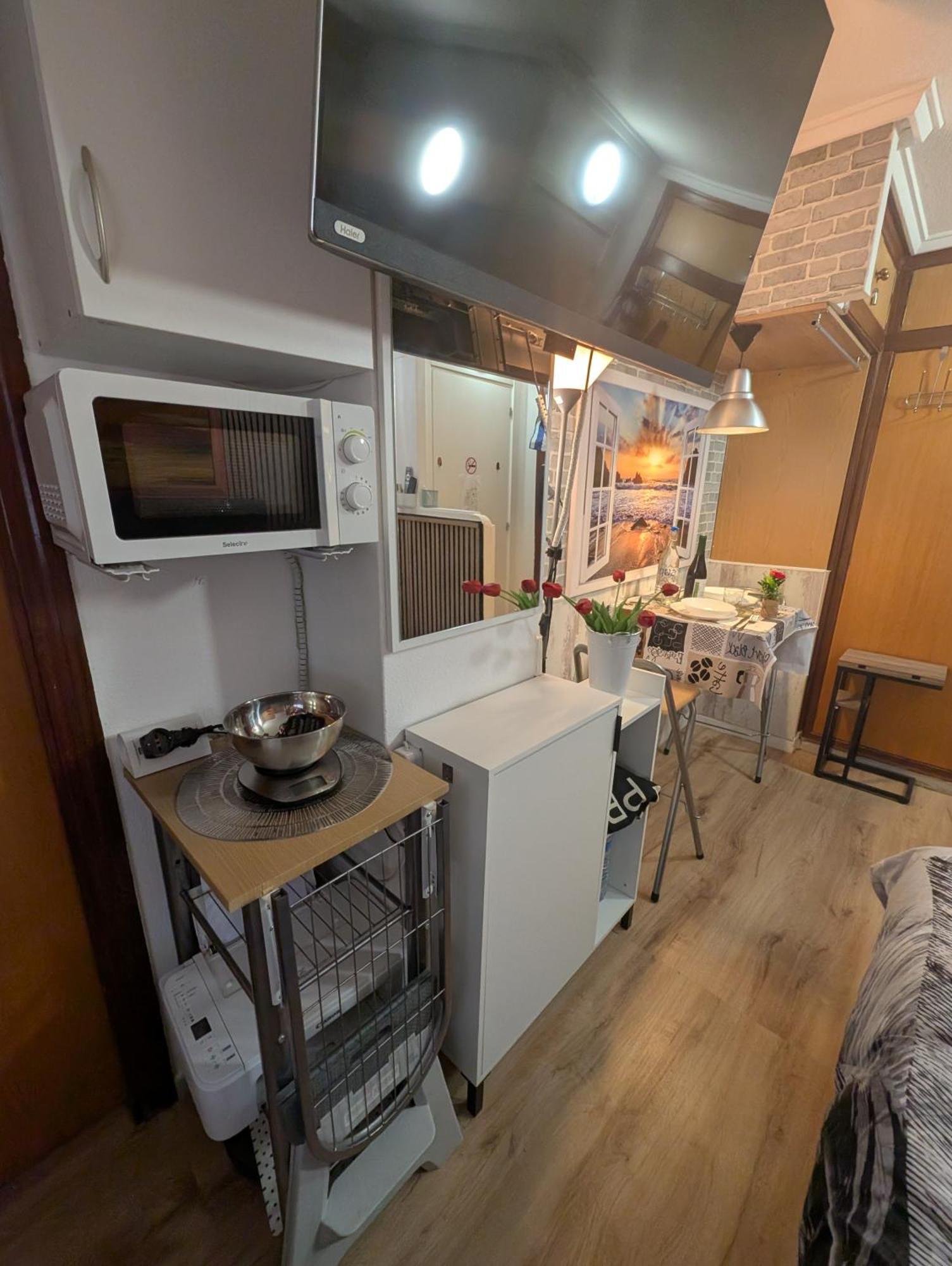 Alicante Postiguet Studios Екстер'єр фото